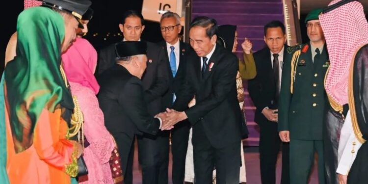 Jokowi dan PM Arab Saudi Lakukan Pertemuan Bilateral