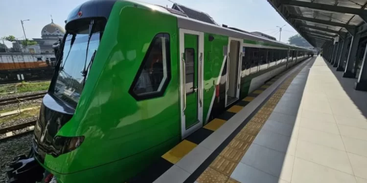 KAI Bandung Intensifkan Perawatan Tambah Jadwal Antisipasi Gangguan Feeder KCJB