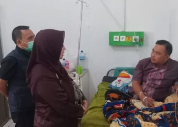 Empat Korban Keracunan di Garut Masih Ditangani Petugas Medis