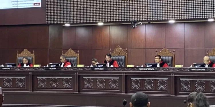 MK Tolak Gugatan Batas Usia Maksimal Capres-Cawapres 70 Tahun