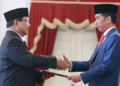 Presiden Joko Widodo telah memberikan restu kepada Menteri Pertahanan Prabowo Subianto untuk menjadi bakal calon presiden dalam Pemilihan Presiden 2024. Restu ini diberikan sebagai respons terhadap surat permohonan dari Prabowo yang meminta persetujuan untuk mendaftar sebagai calon presiden.