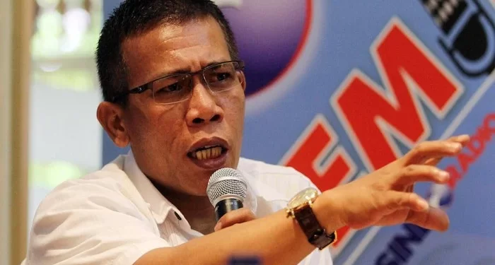 Masinton Pasaribu Menyikapi Gibran Tak Kembalikan KTA Partai