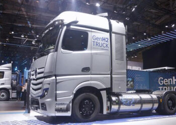 Mercedes-Benz GenH2, Truk Hidrogen Sukses Tempuh 1.047 km Tanpa Emisi