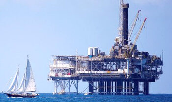 Harga Minyak Turun US$1 per Barel Menanti The Fed