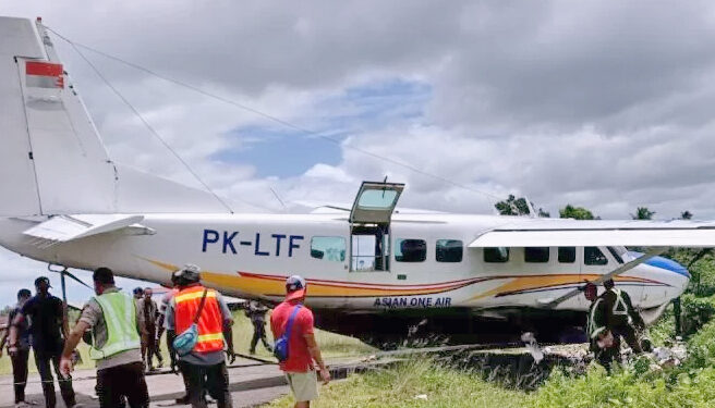 Pesawat Asian One Selamat Meski Rem Blong Saat Lepas Landas di Bandara Kenyam Nduga