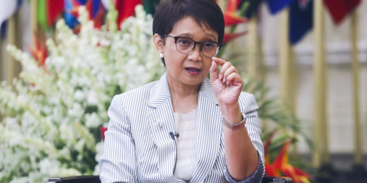 Menteri Luar Negeri Minta Bantuan Palang Merah Evakuasi WNI di Palestina