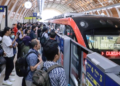 Antrean Pendek di Stasiun Dukuh Atas LRT Jabodebek 15 Menit