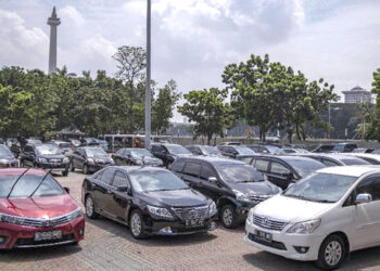 Kendaraan Tak Lulus Uji Emisi Dikenakan Tarif Parkir Tertinggi Mulai Hari Ini