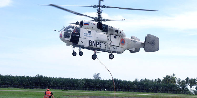 Kebakaran di TPA Rawa Kucing, Water Bombing Dilakukan untuk Penanganan