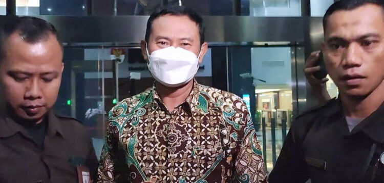 KPK Memeriksa Bupati Lamongan Sebagai Saksi Kasus Korupsi