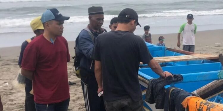 Tim SAR Gabungan Cari Nelayan Hilang di Cianjur