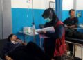 Salah seorang korban keracunan jajanan cimin di puskesmas Saguling