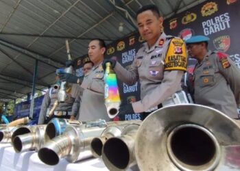 Polres Garut Sita Ribuan Knalpot Bising
