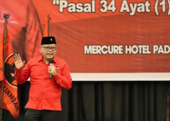 Hasto Kristiyanto Sebut Pencalonan Gibran sebagai Pembangkangan Politik