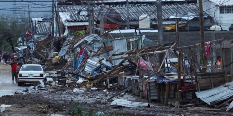 Kemenlu Pastikan Tidak Ada WNI yang jadi Korban Badai Otis di Meksico