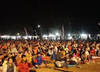 SK Biru Program Reformasi Agraria Jokowi Diterima Warga Banyuwangi