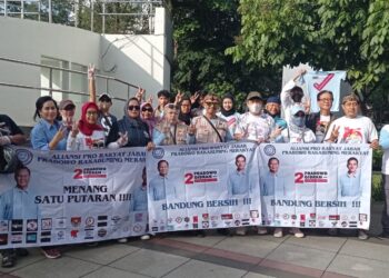 Aliansi Pro Rakyat Jawa Barat Aksi bersih-bersih sengaja dilakukan pada hari Minggu, 14 Januari 2024