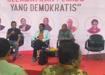 Diskusi publik bertema "Selamatkan Pemilu yang Demokratis," dengan menghadirkan pembicara antara Dr. Ikrar Nusa Bhakti (Pengamat Politik), Ubedilah Badrun (Ketua Prodi Ilmu Sosiologi UNJ), dan Ishak Rafick (Penulis) dengan dipandu oleh Hersubeno Arief dari FNN, Sabtu (13/01/2024).