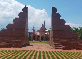 Alun-alun Kejaksan Kita Cirebon