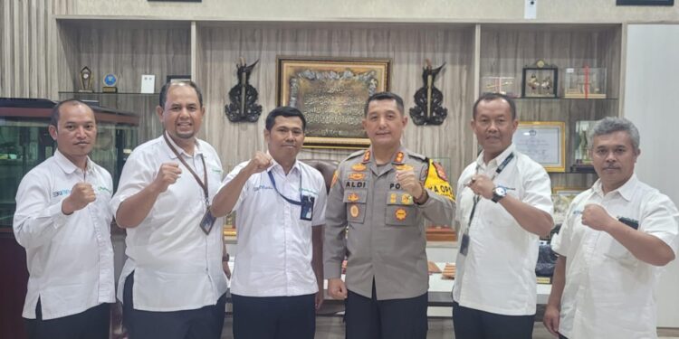 Perhutani KPH Bandung Utara koordinasi dengan Polres Cimahi terkait pengamanan hutan.