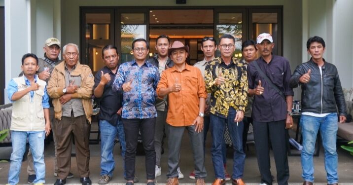 Steve Ewon jalin silaturahmi bersama Partai Golkar dan perwakilan Serikat Pekerja (PC FSP KEP SPSI) Kabupaten Bandung Barat, Mason Pine Hotel Kota Baru Parahyangan, Minggu 25 Februari 2024