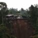 Satu unit bangunan amblas akibat longsor yang terjadi di desa Kertawangi, Minggu Sore 17 Maret 2024