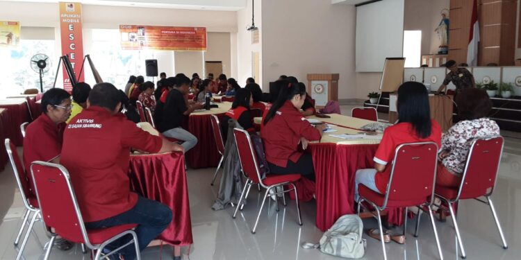 Tingkatkan Kemampuan Fasilitator Edukasi Dasar CUSS, Staf Bidang Pengembangan SDM Adakan TOT