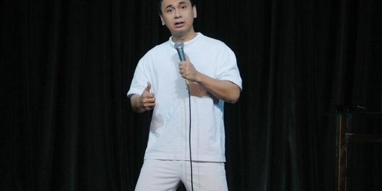 Raditya Dika Ungkap Fakta Mengejutkan tentang Pelawak TV