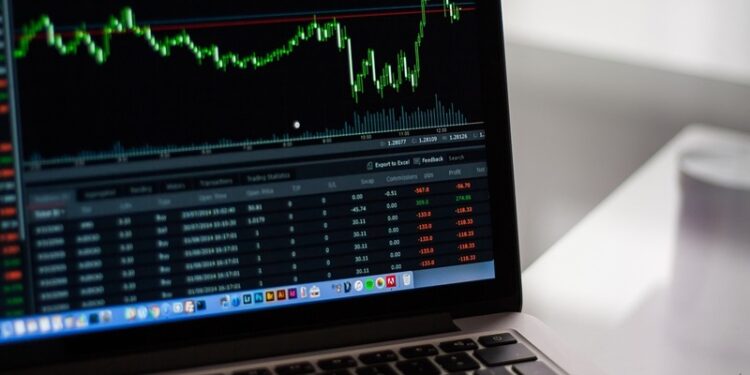 GOTO Saham Anjlok ke Level Rp 50-an