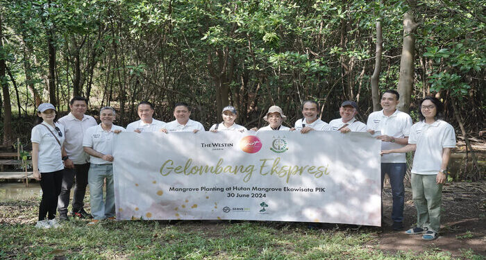 The Westin Jakarta dan Siji Art Management Gelar Aksi Penanaman Mangrove dari Lelang Lukisan