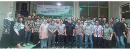 Foto Bersama: Perhutani Bandung Utara Bersama PT SGS Indonesia Gelar Opening Meeting Audit FSC-FM