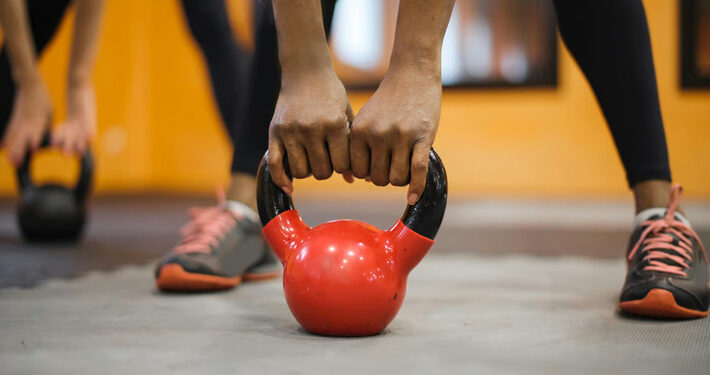 5 Rekomendasi Tas Bodypack untuk yang Suka ke Gym: Gaya Hidup Sehat nan Stylish