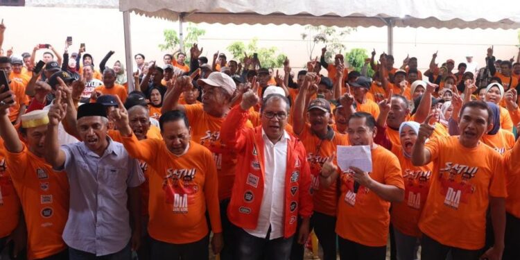 Danny Pomanto: Disambut Antusias Warga Dikediaman Mantan Wabup Sidrap