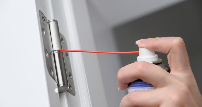 5 Langkah Efektif Mengatasi Suara Berderit pada Engsel Pintu di Rumah