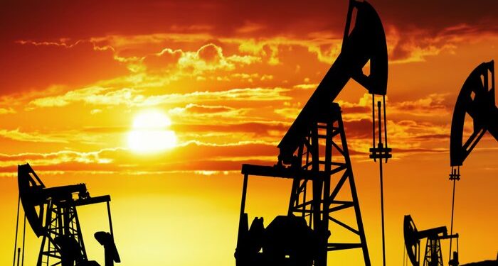 Harga Minyak Mentah Naik, Pasokan Terbatas dan Permintaan Tiongkok Mendukung Tren Positif