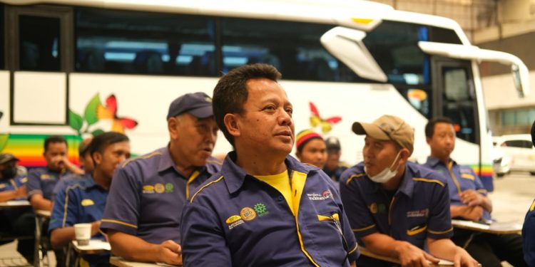 PO Bus Pariwisata Suryaputra memastikan sebagian besar pengemudi/krunya telah tersertifikasi BNSP.