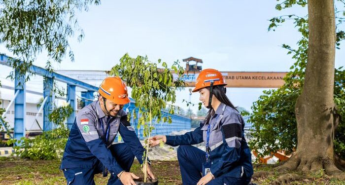 Pembangunan Berkelanjutan, WSBP Tanam 643 Pohon Trembesi di Januari 2025 untuk 6.341 Spun Pile Terkirim Selama Desember 2024