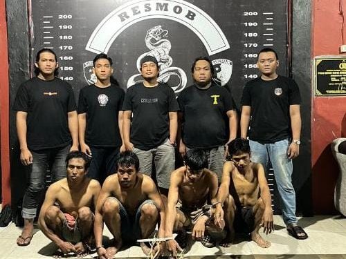 Polisi Tangkap 4 Pelaku Pencurian Perangkat BTS Telkom di Luwu Utara