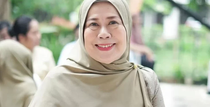 Dewi Yull Kehilangan Penglihatan Mata Kanan Akibat Minus Ekstrem, Imbau Masyarakat Waspada