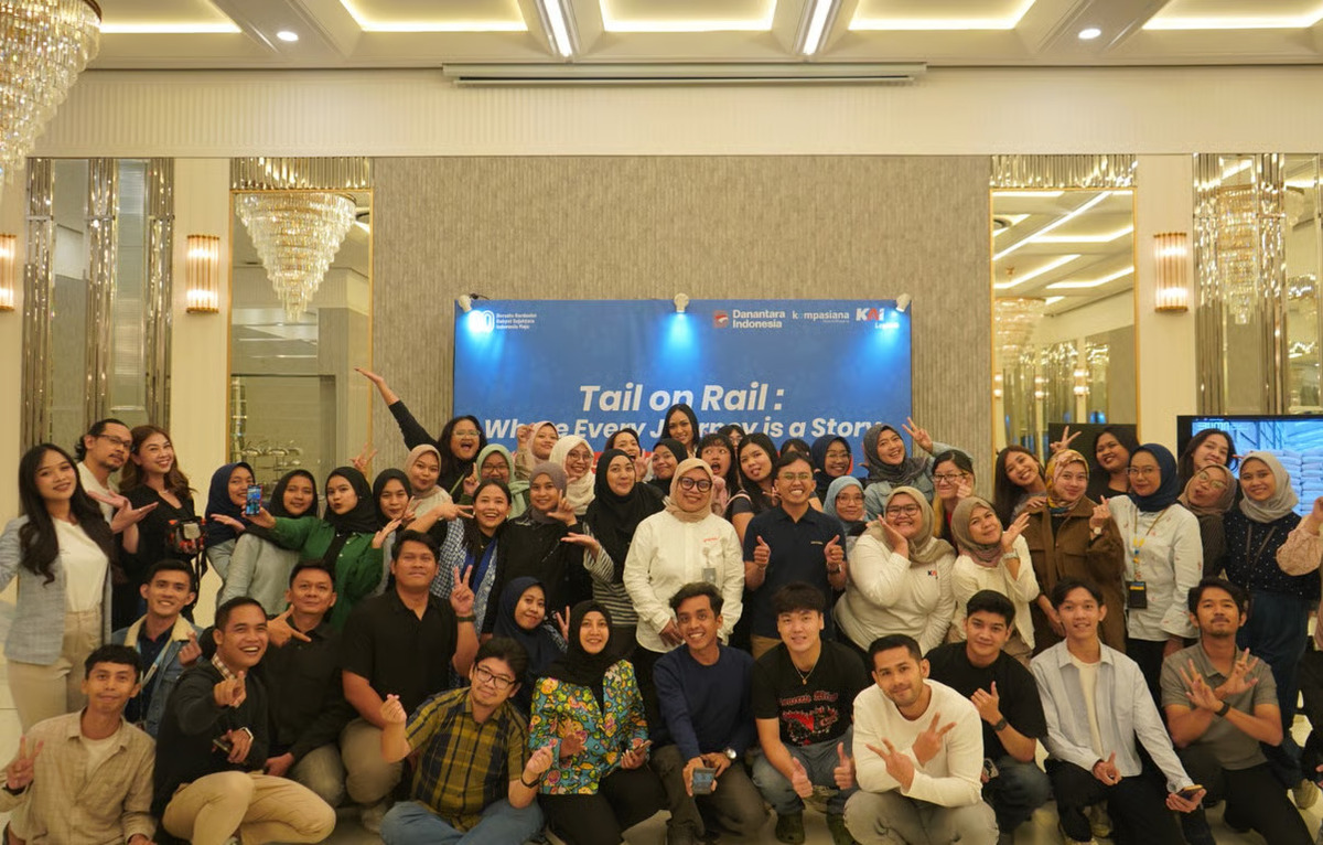 Dukung Modernisasi Rel Kereta, KAI Logistik Distribusikan 5.656 Batang Rel KA ke Berbagai Daerah