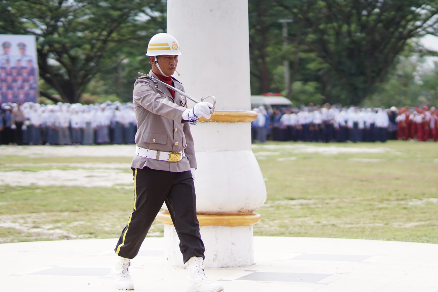 Kasat Lantas IPTU Yusri Kasat Lantas, Komandan Upacara HUT ke 80 RI di Luwu Utara