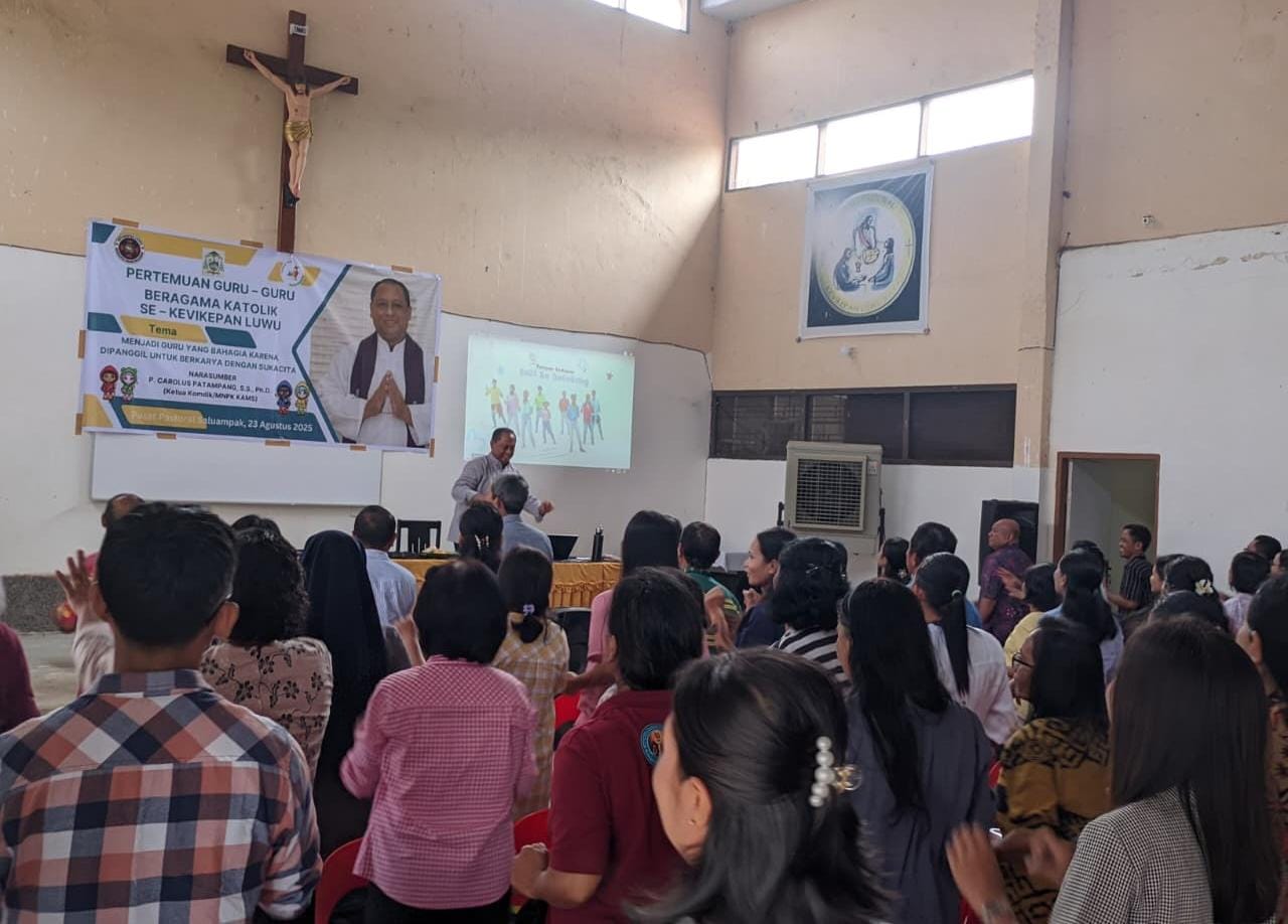 Pastor Kevikepan Luwu Kumpul Guru Beragama Katolik, Ada Apa