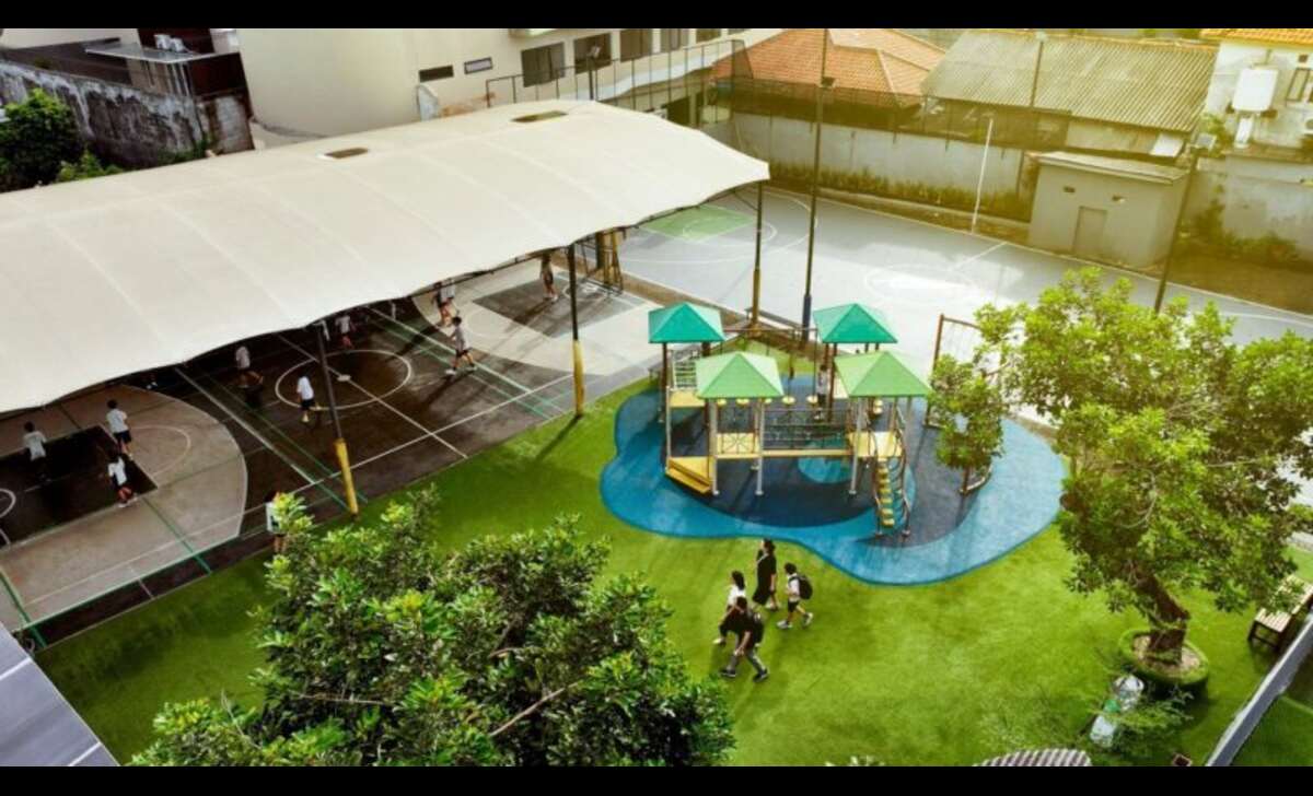 Hari Pelanggan Nasional 2025, KAI Divre III Palembang Sapa Langsung Penumpang di Stasiun Kertapati