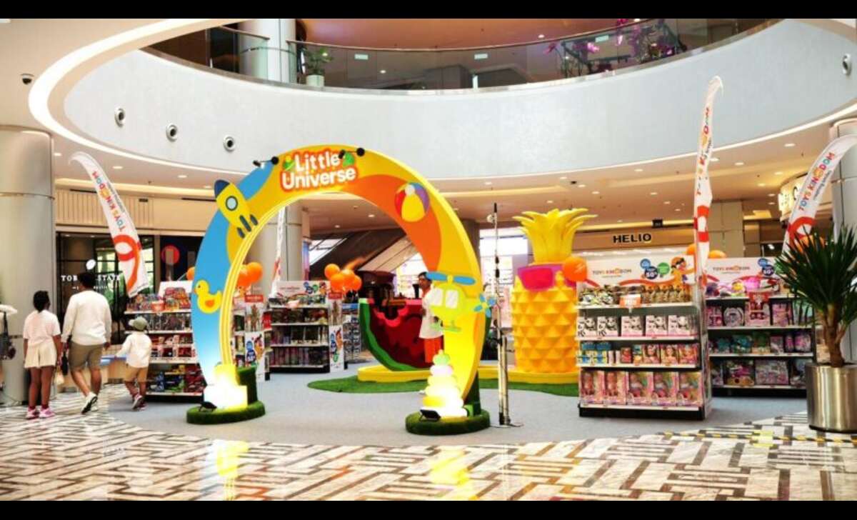 Hari Pelanggan Nasional 2025, KAI Divre III Palembang Sapa Langsung Penumpang di Stasiun Kertapati