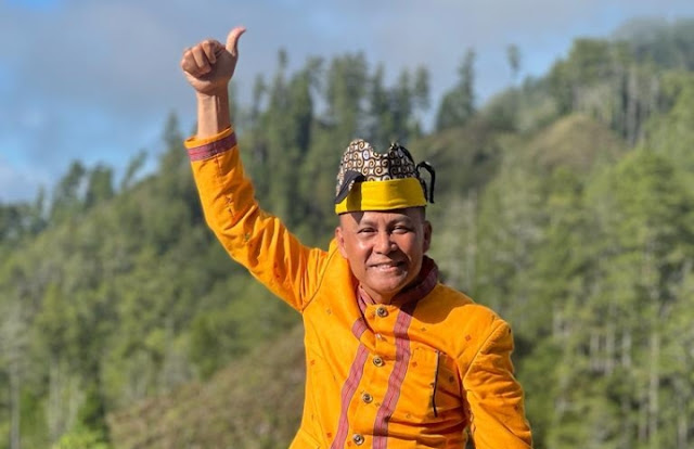 Negeri Melupakan Tapi Surga Mencatat, dan Surat Terbuka untuk Presiden Prabowo dari Inggeris