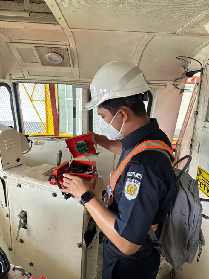 Emas Menguat Tipis di Awal Pekan, Investor Fokus pada Data Inflasi AS