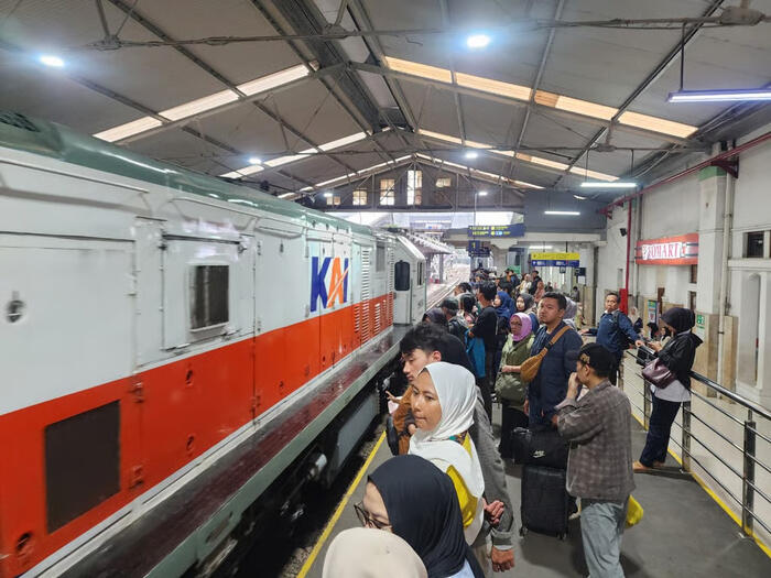 KAI Daop 2 Bandung Dorong Masyarakat Jawa Barat Beralih ke Kereta Api