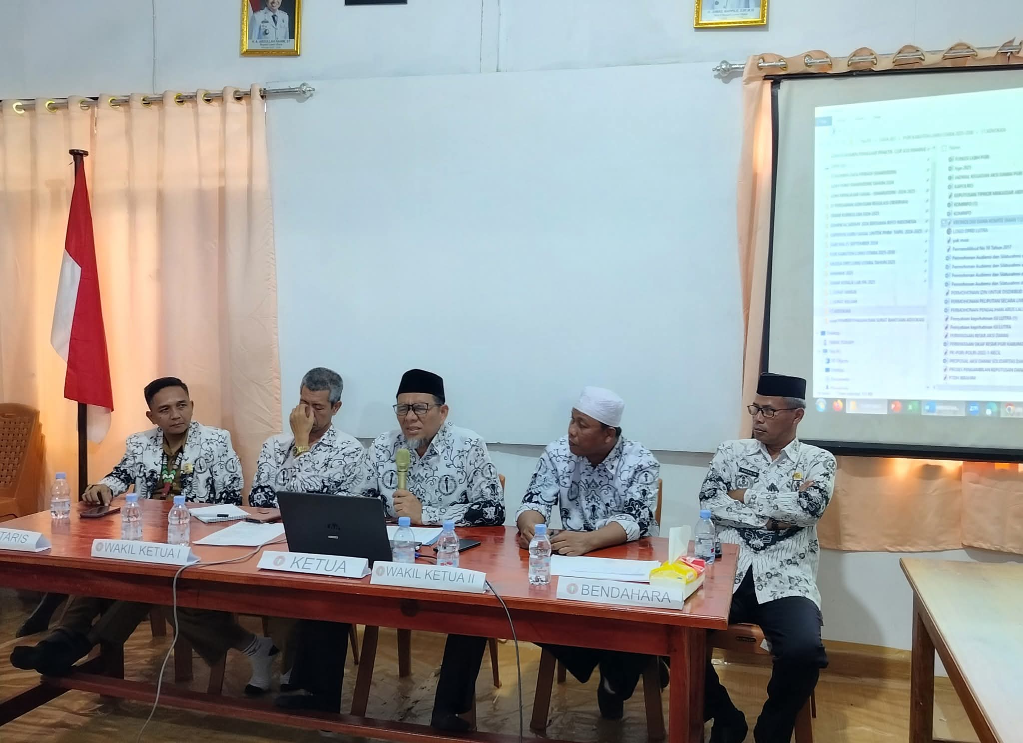 PGRI se Luwu Raya Bahas Guru yang Dipecat