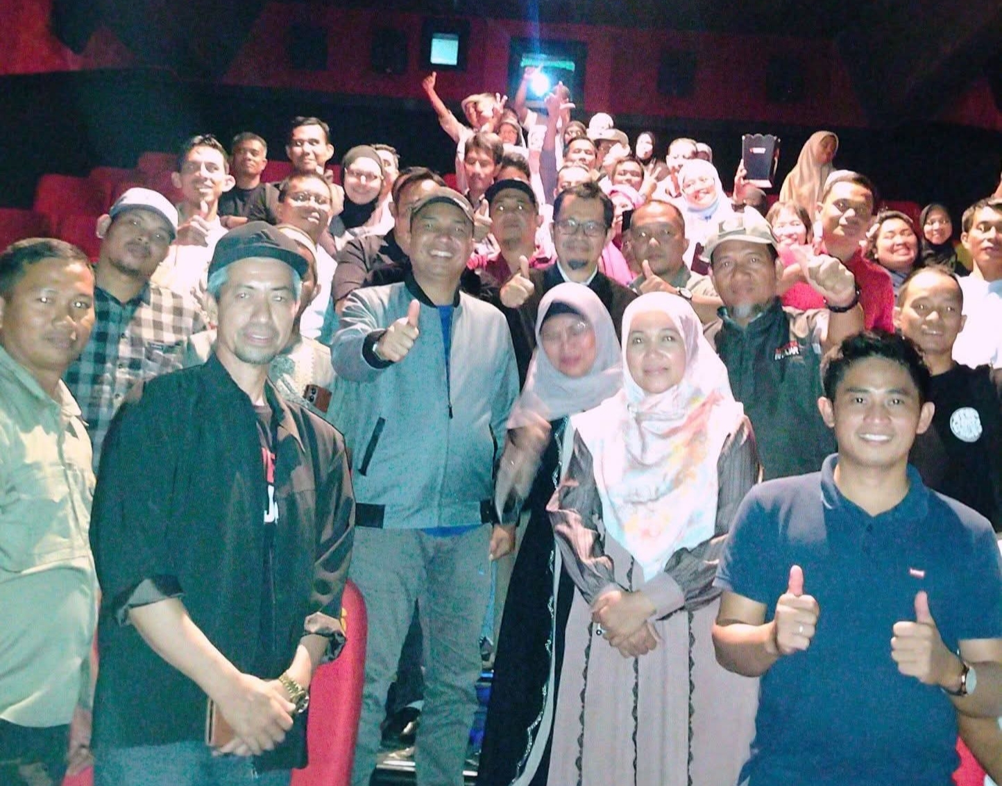 Bupati Andi Rahim Ajak PGRI Luwu Utara Nobar Filem “Solata”