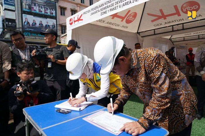 Tambah Kemudahan, Pembayaran LRT Jabodebek Kini Bisa Menggunakan QRIS Tap
